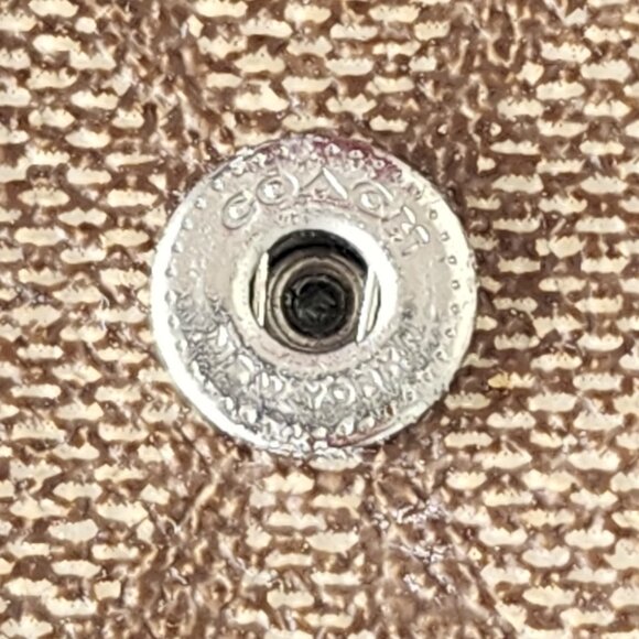 Coach khaki/pink saddle wallet - Picture 5 of 16